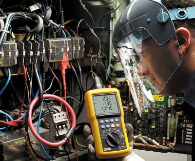 Анализатор качества электрической энергии CA8220